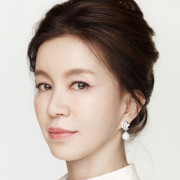 Im Ye Jin 
